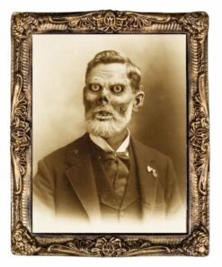 "Changing Portrait - Pappy Fungus" Hanging Halloween Decoration