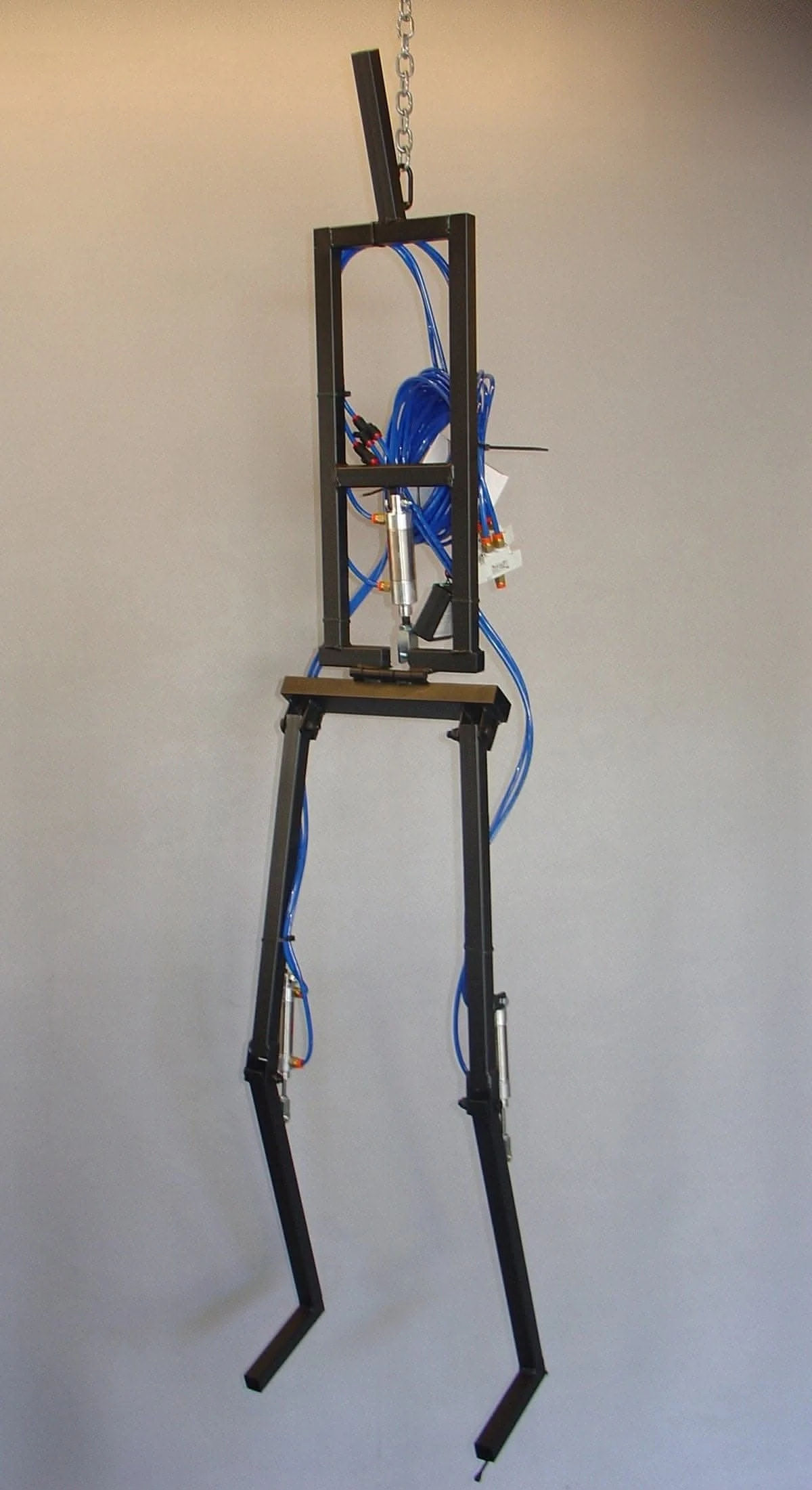 "Erratic Hangman Kicker" Halloween Animatronic Frame