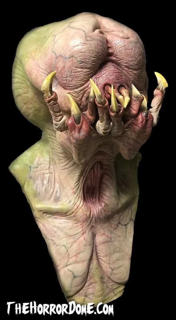 "Fanged Predator Elite" HD Studios Pro Mask - Image 3